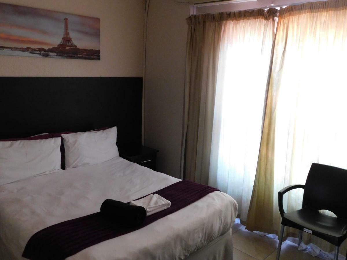 Savannah Guest House Полокване Екстериор снимка