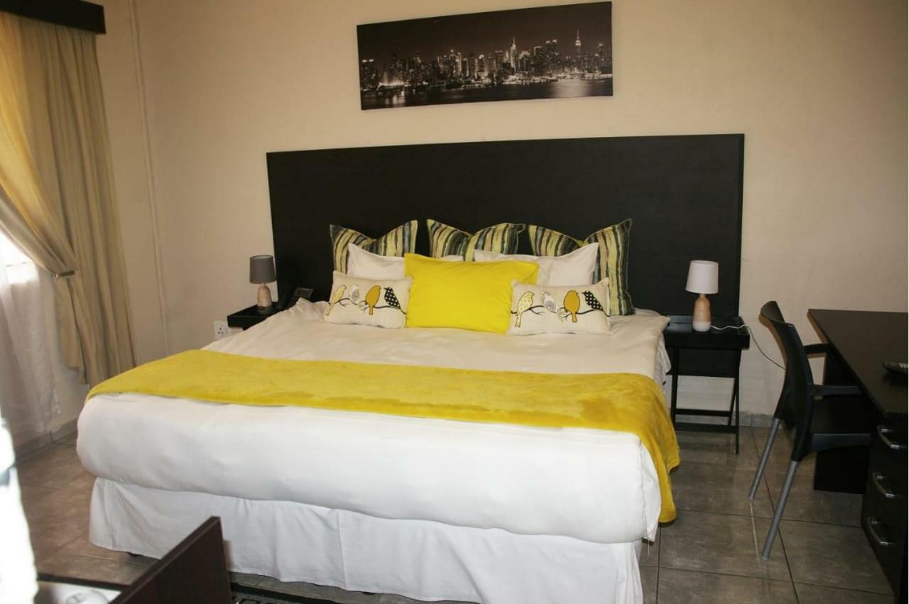 Savannah Guest House Полокване Екстериор снимка
