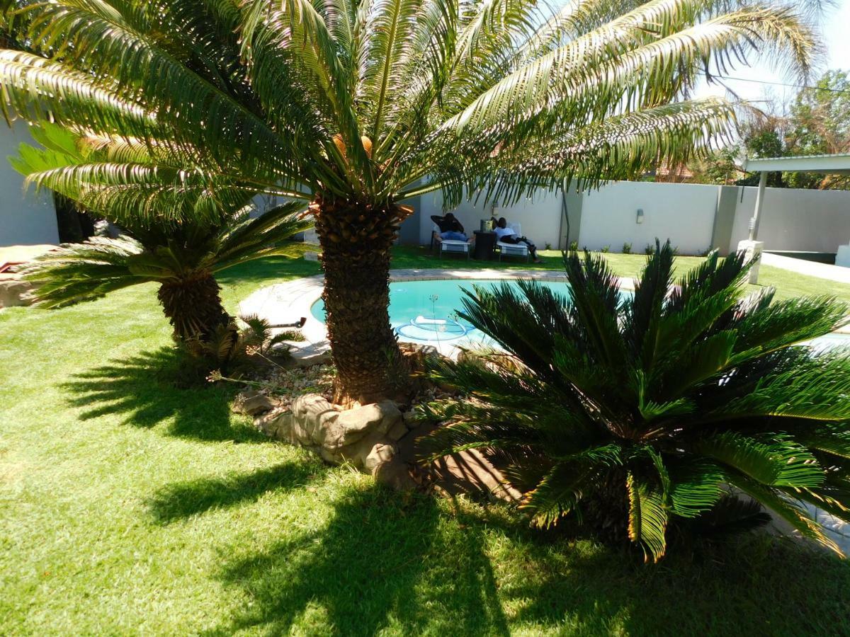 Savannah Guest House Полокване Екстериор снимка