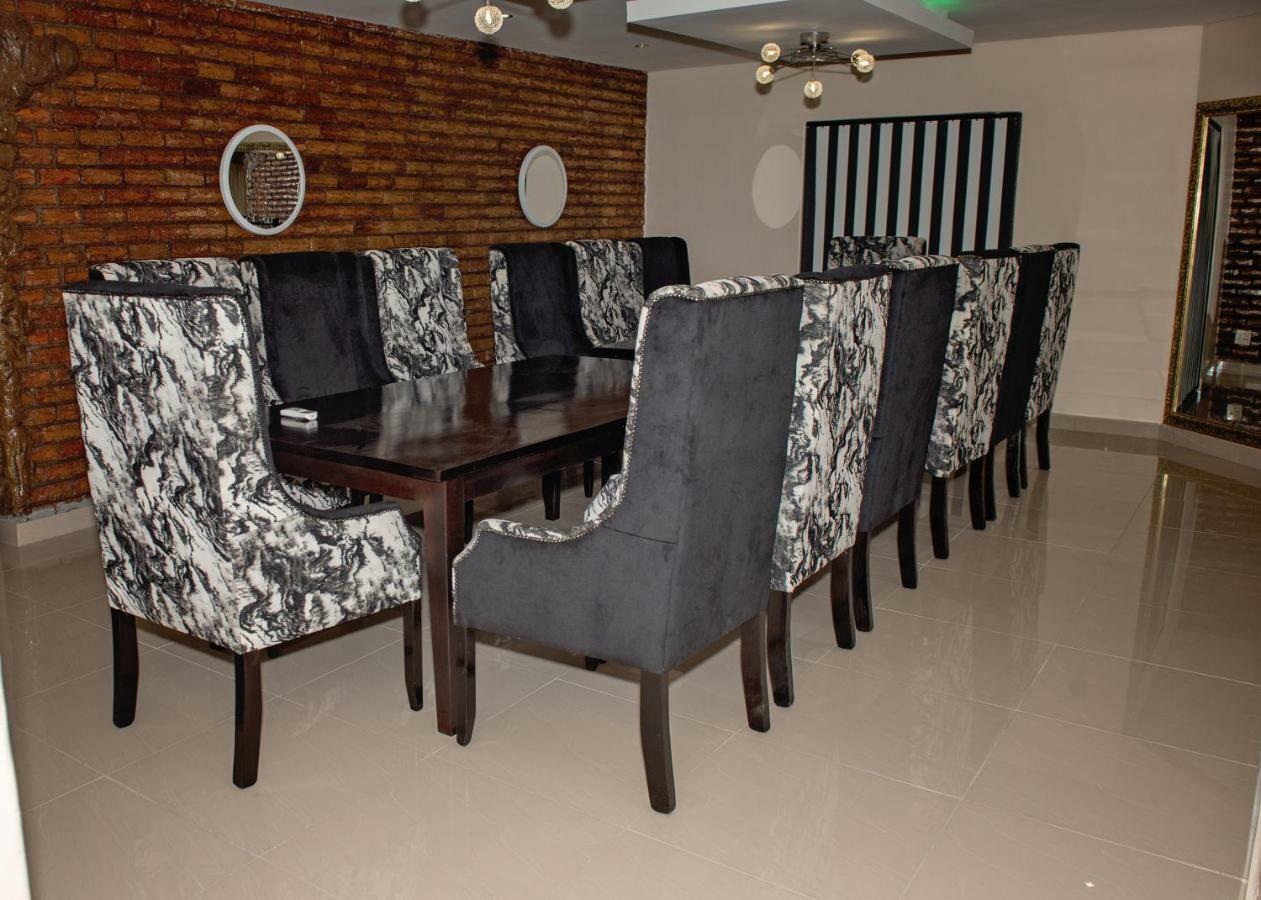 Savannah Guest House Полокване Екстериор снимка